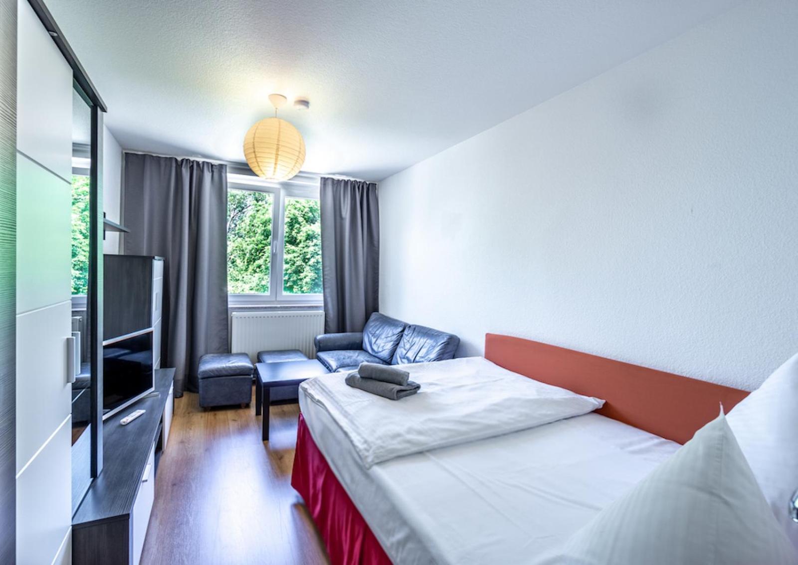 Sl'Otel Budget Бернбург Экстерьер фото