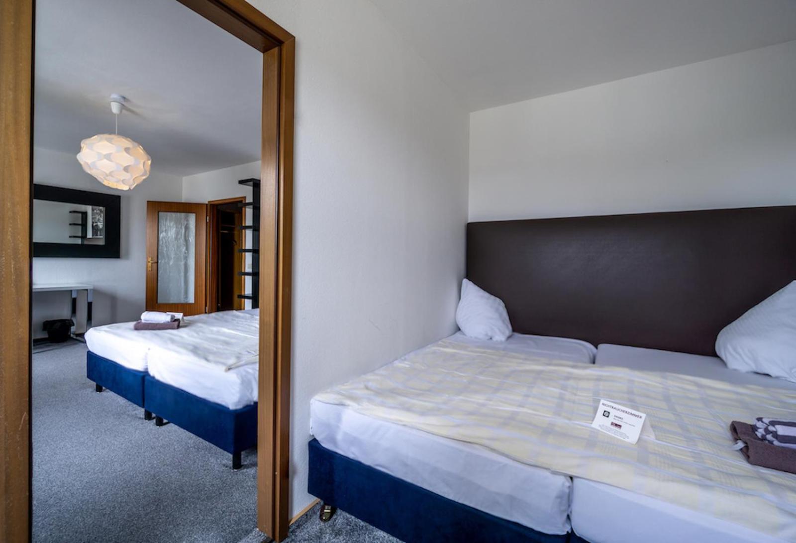 Sl'Otel Budget Бернбург Экстерьер фото