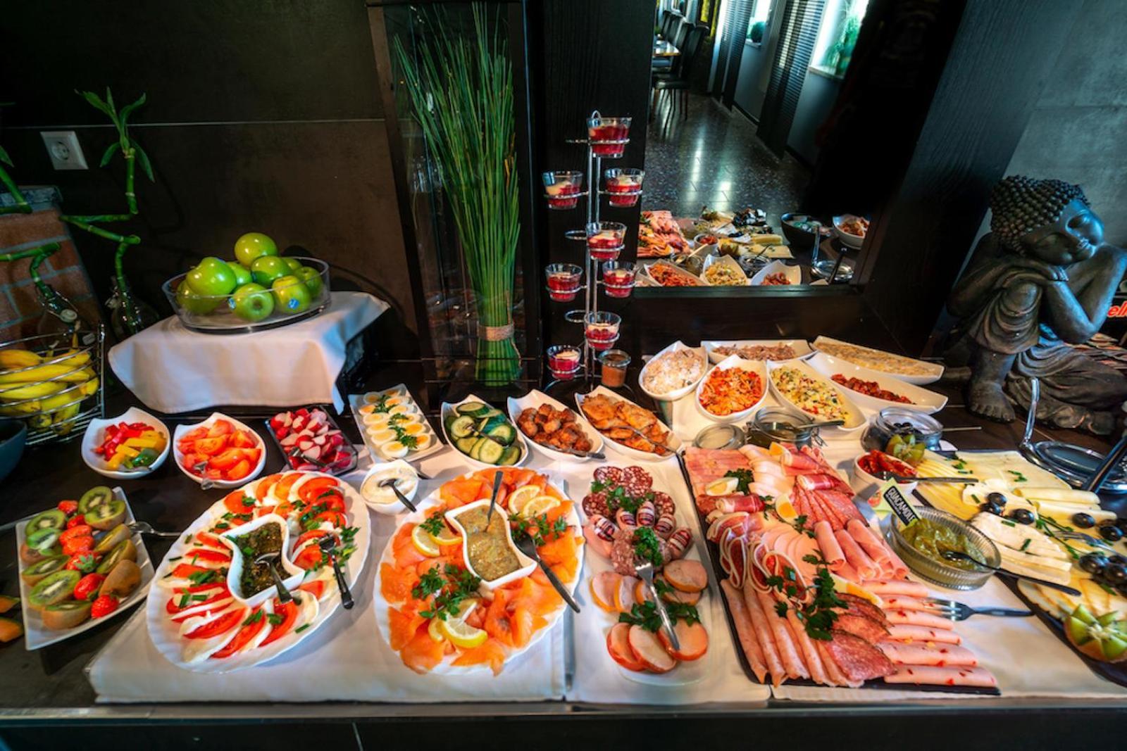 Sl'Otel Budget Бернбург Экстерьер фото