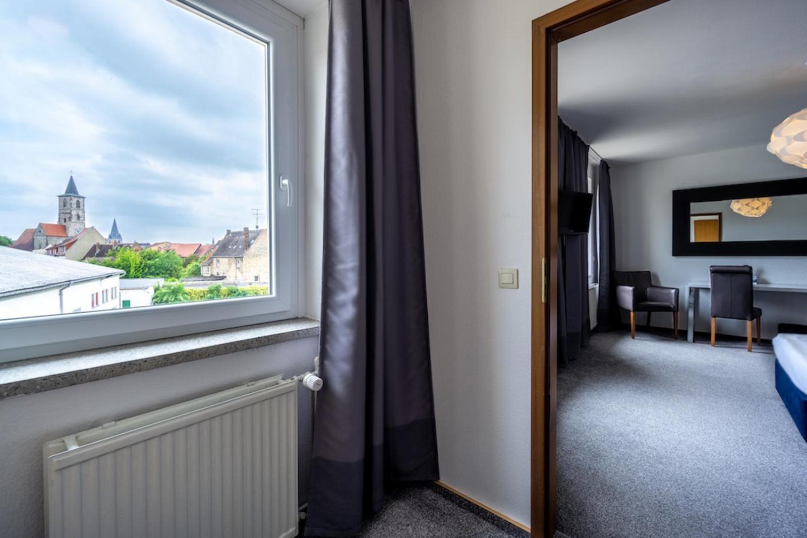 Sl'Otel Budget Бернбург Экстерьер фото