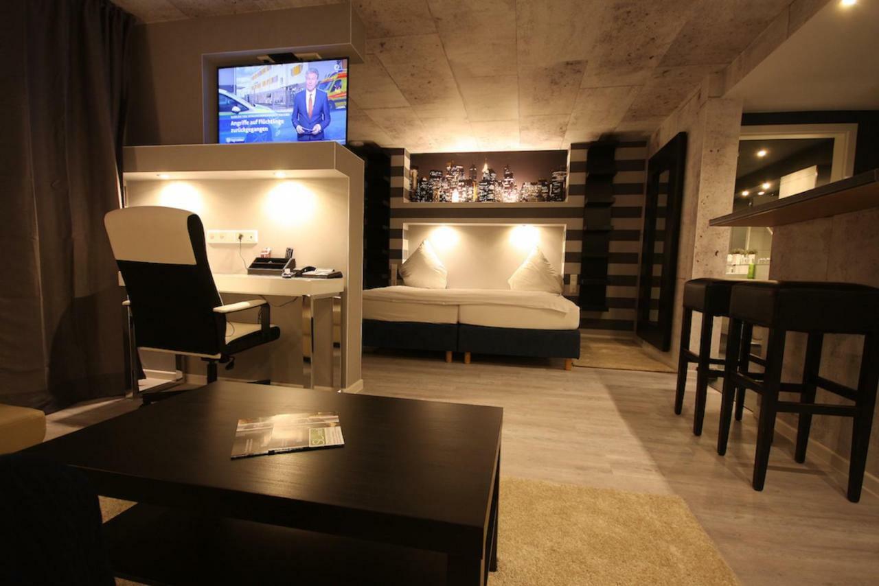 Sl'Otel Budget Бернбург Экстерьер фото