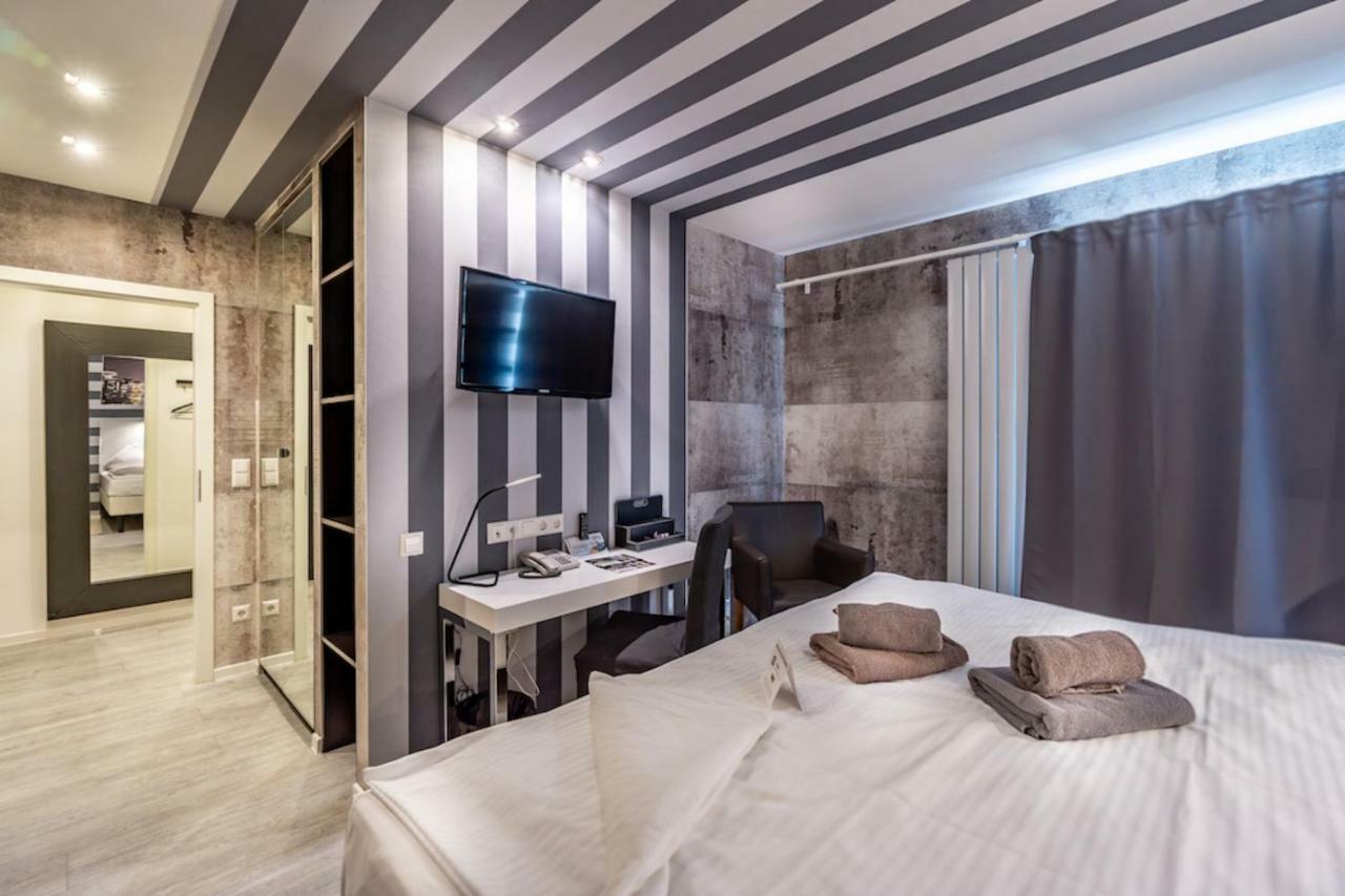 Sl'Otel Budget Бернбург Экстерьер фото