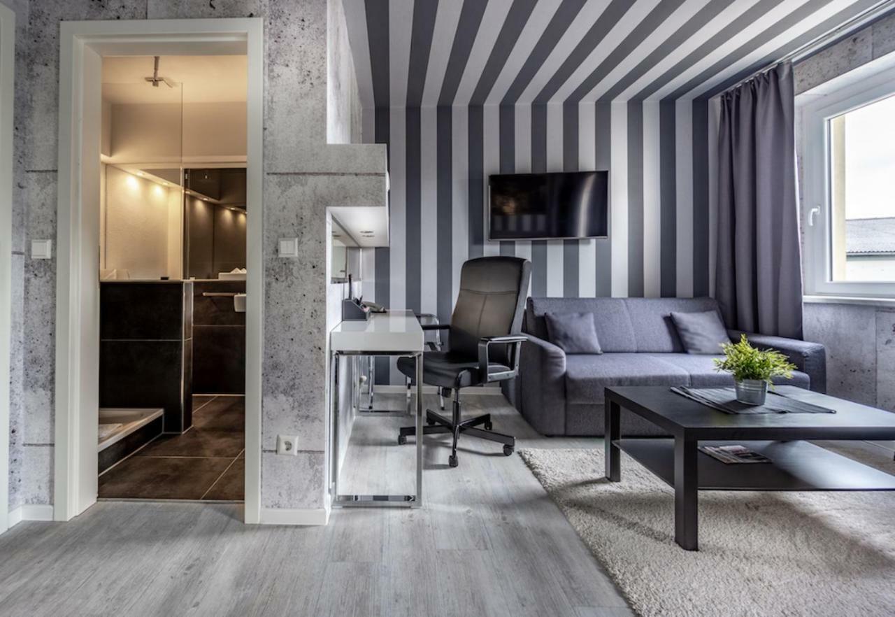Sl'Otel Budget Бернбург Экстерьер фото